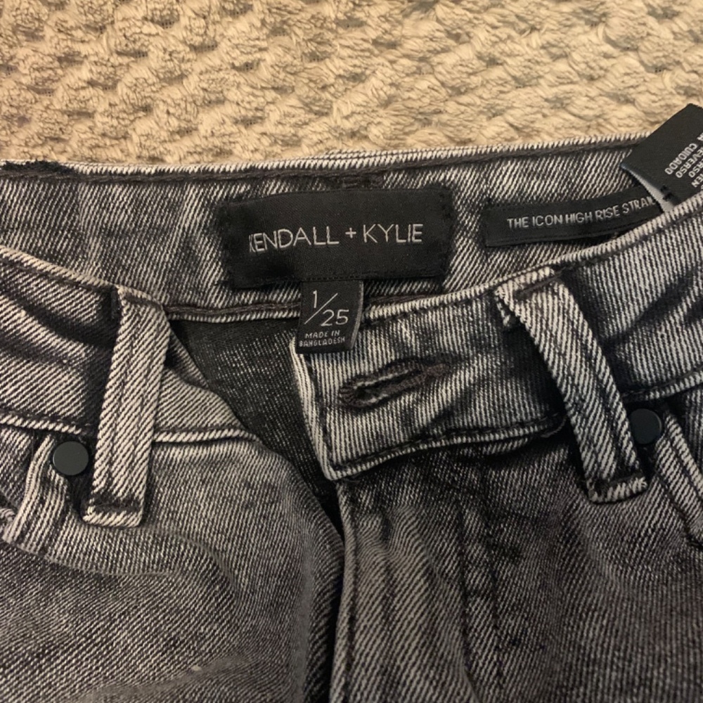 Jeans - Picture 3 of 3
